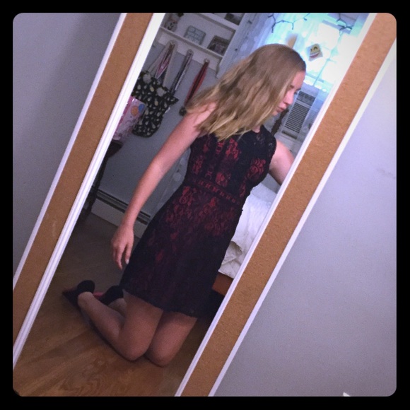 Dress - Picture 5 of 5